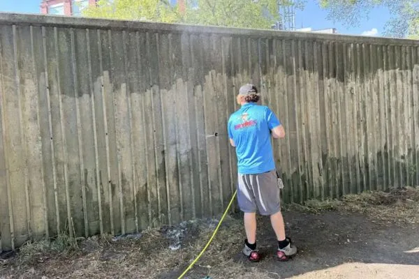 Graffiti Removal bottom Image